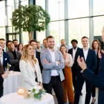 Comment personnaliser une animation événementielle pour qu'elle reflète votre entreprise ? animation-personnalisee-entreprise-1789540018467